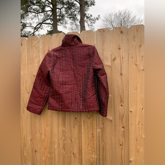 Express Burgundy Black Quilted Water Resistant Zip Front Jacket size‎ medium - Picture 8 of 8
